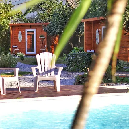 Salty Days Hostal
