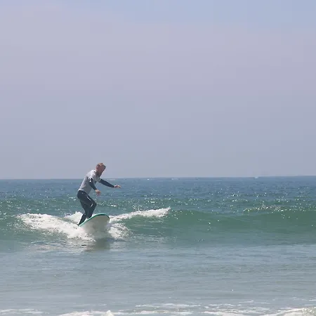 Salty Days Hostal *
